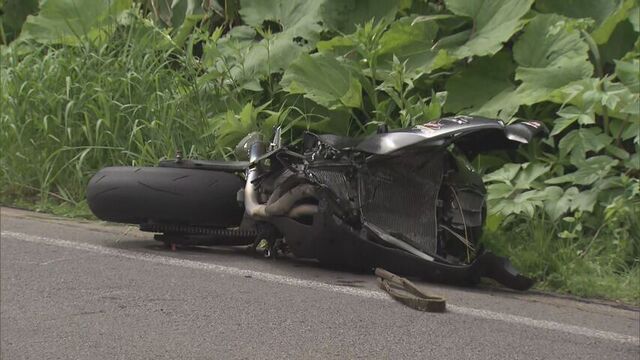【北海道】カーブを曲がり切れずガードロープに衝突か…バイクの男性が病院搬送　毛無山の展望台近く